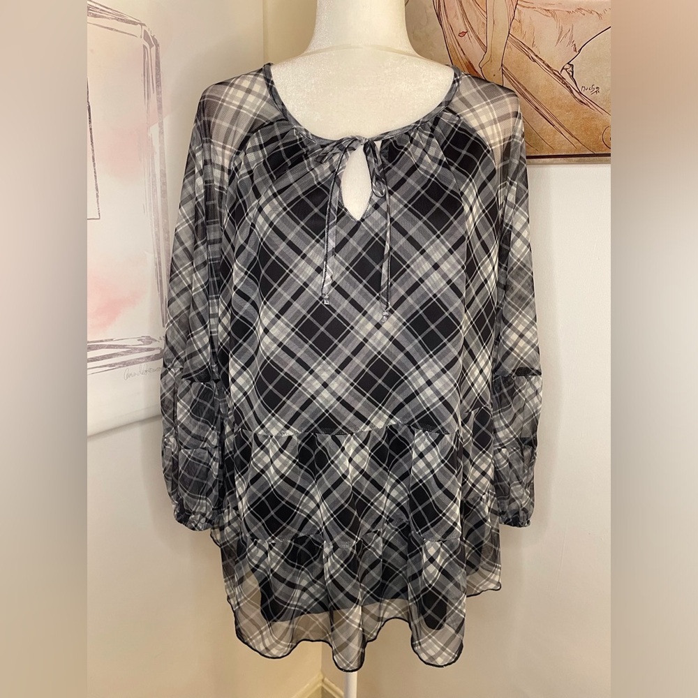 Terra & Sky Mesh Tiered Peasant Blouse Plus Size 1X Black & White Plaid